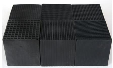 石家莊<a href=http://m.yizhonglx.com/fwzhxt/ target=_blank class=infotextkey>蜂窩活性炭</a>價(jià)格